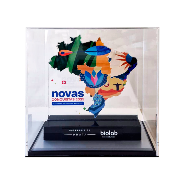 New Achievements Award Trophy 2025 - Pague Menos